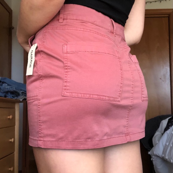 NWT Garage Skirt - Picture 2 of 3